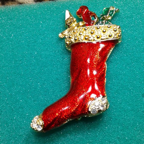 Christmas Gold  Enamel  Boot  Pin Brooch " Signed L I A " - Picture 1 of 6